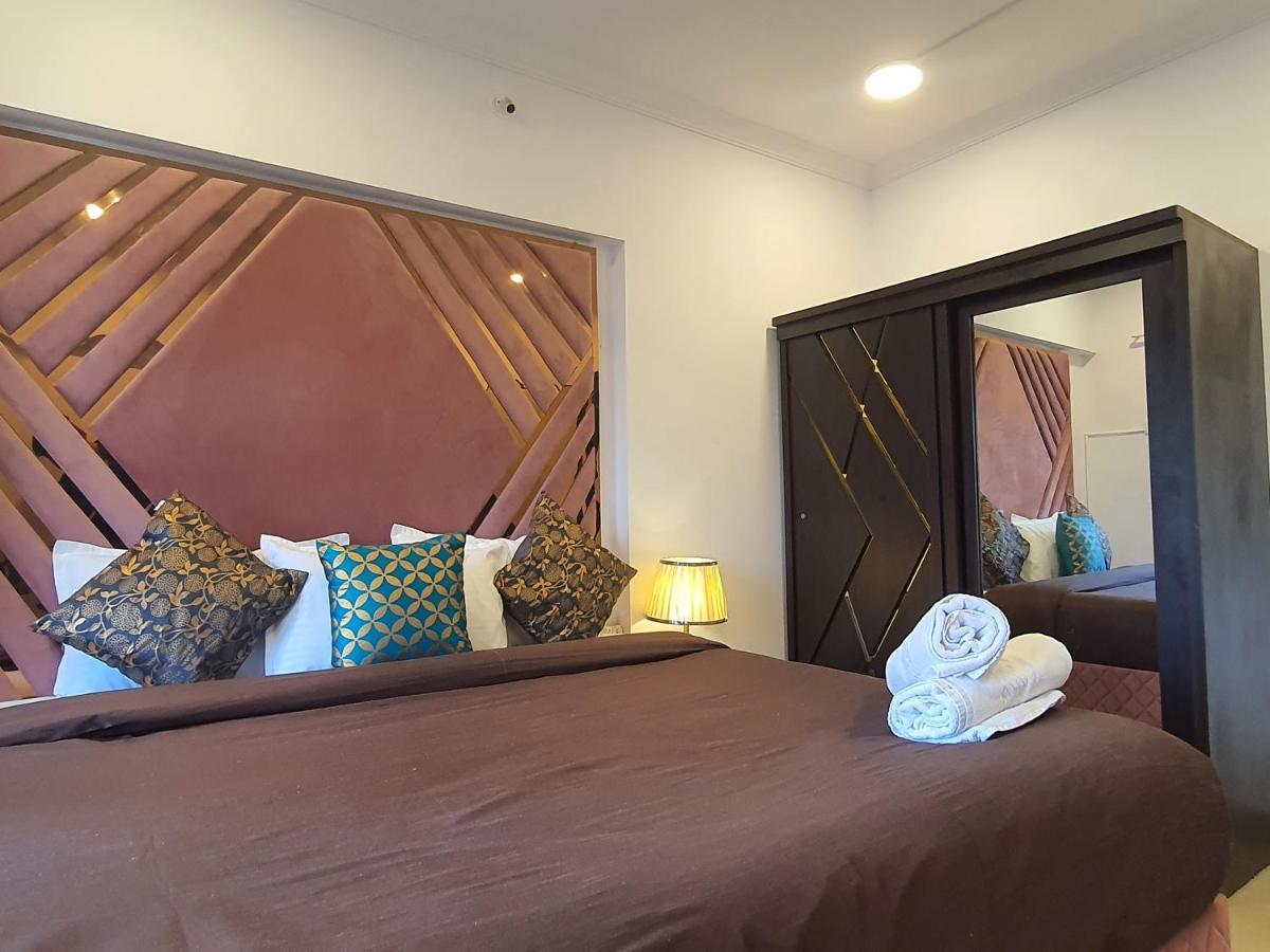 Osi Apartments Perry Cross Bandra West Мумбаи Экстерьер фото