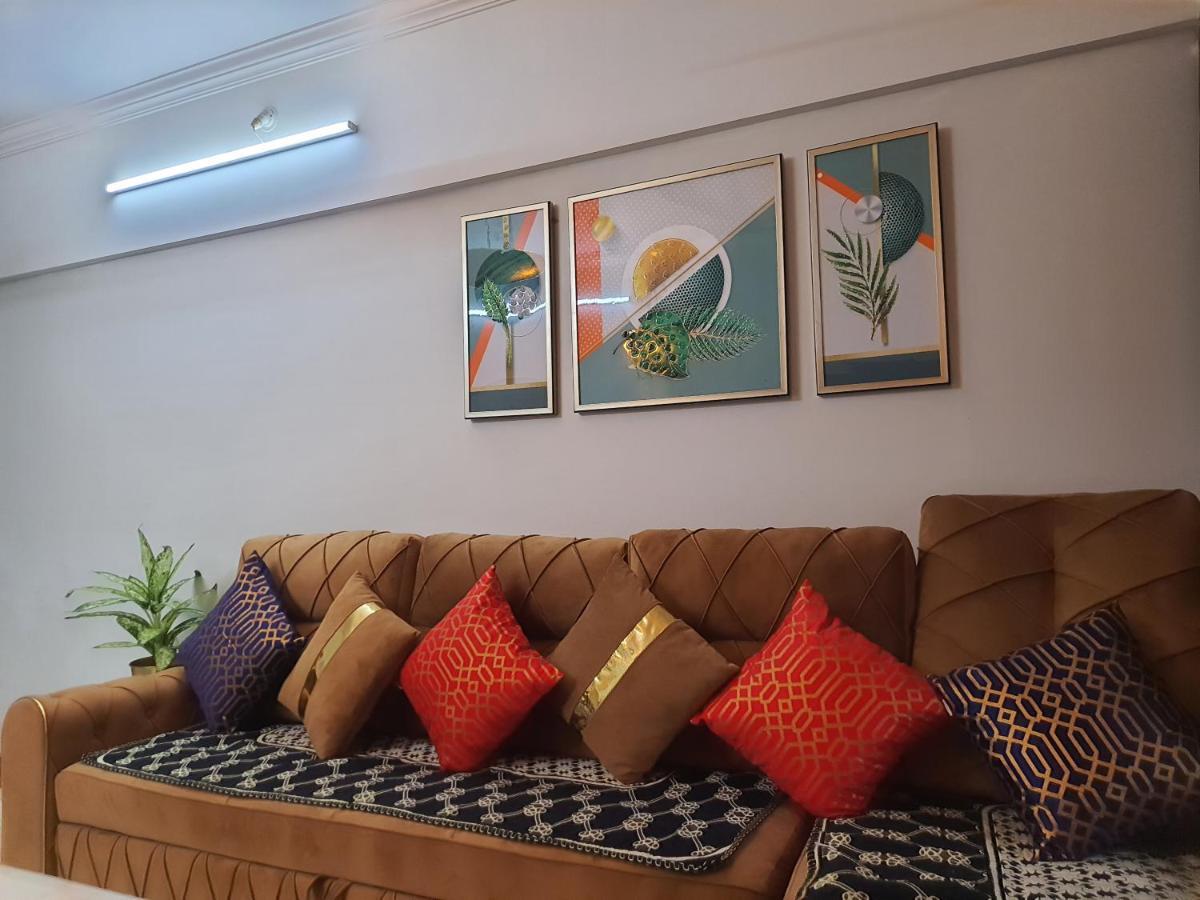 Osi Apartments Perry Cross Bandra West Мумбаи Экстерьер фото